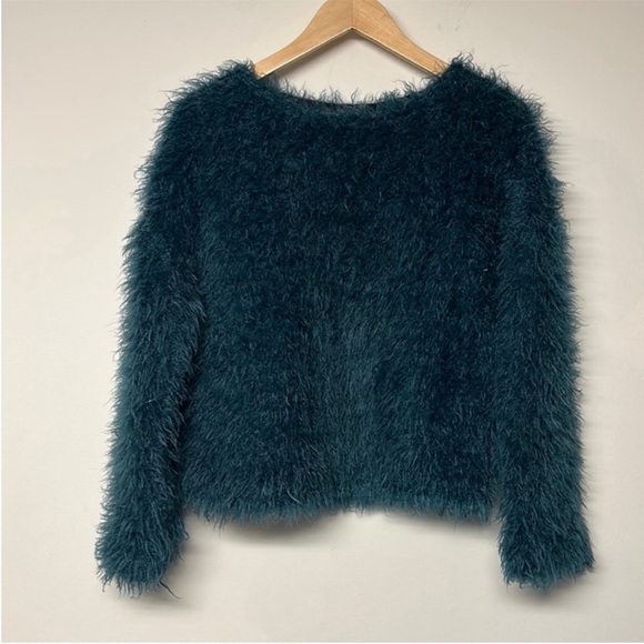 Zara Shaggy Sweater - Picture 2 of 8